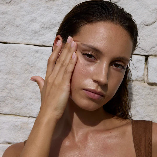 SIMKA | TINTED FACIAL FLUID SPF 50